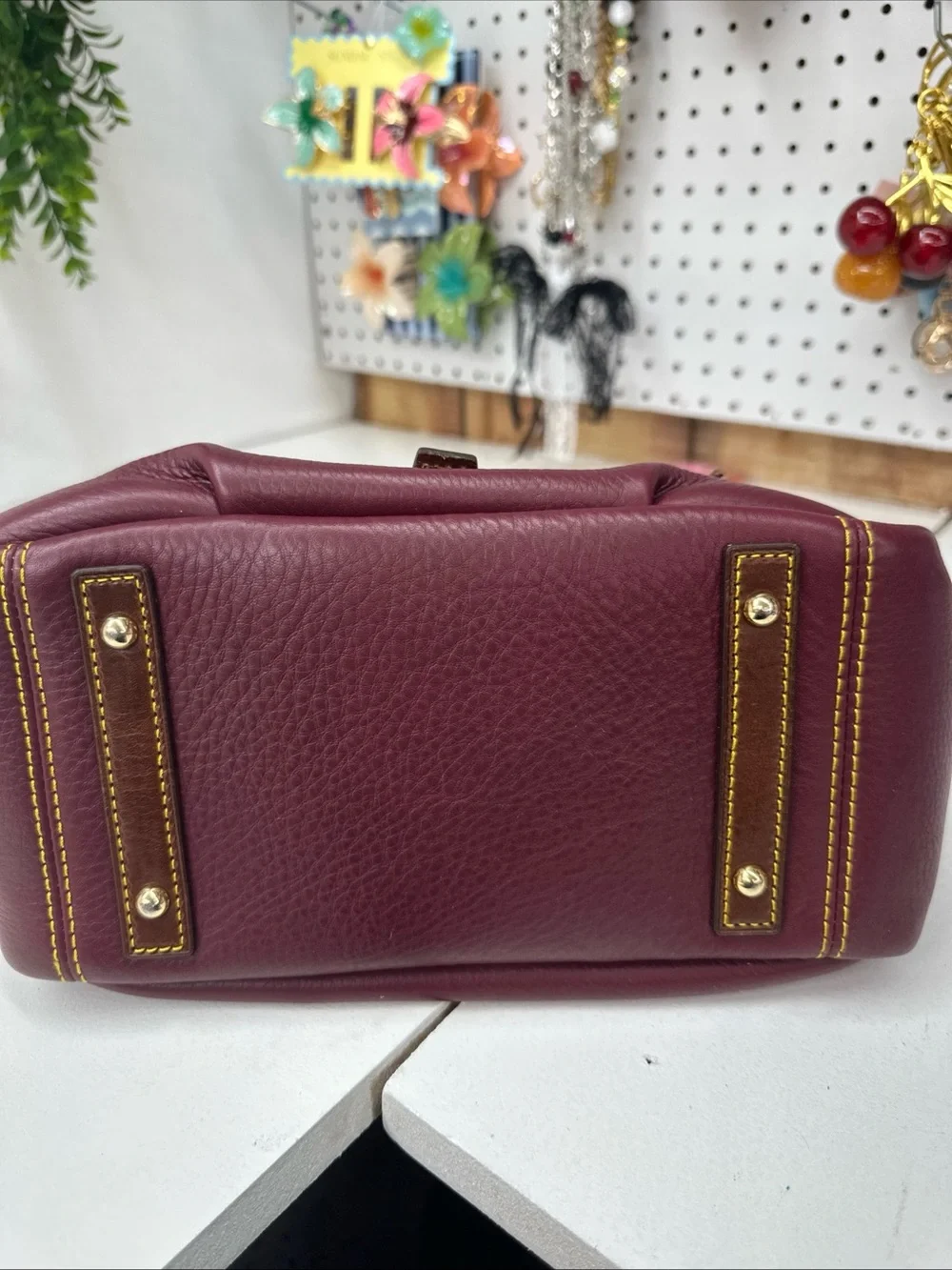 Dooney & Bourke stylish burgundy